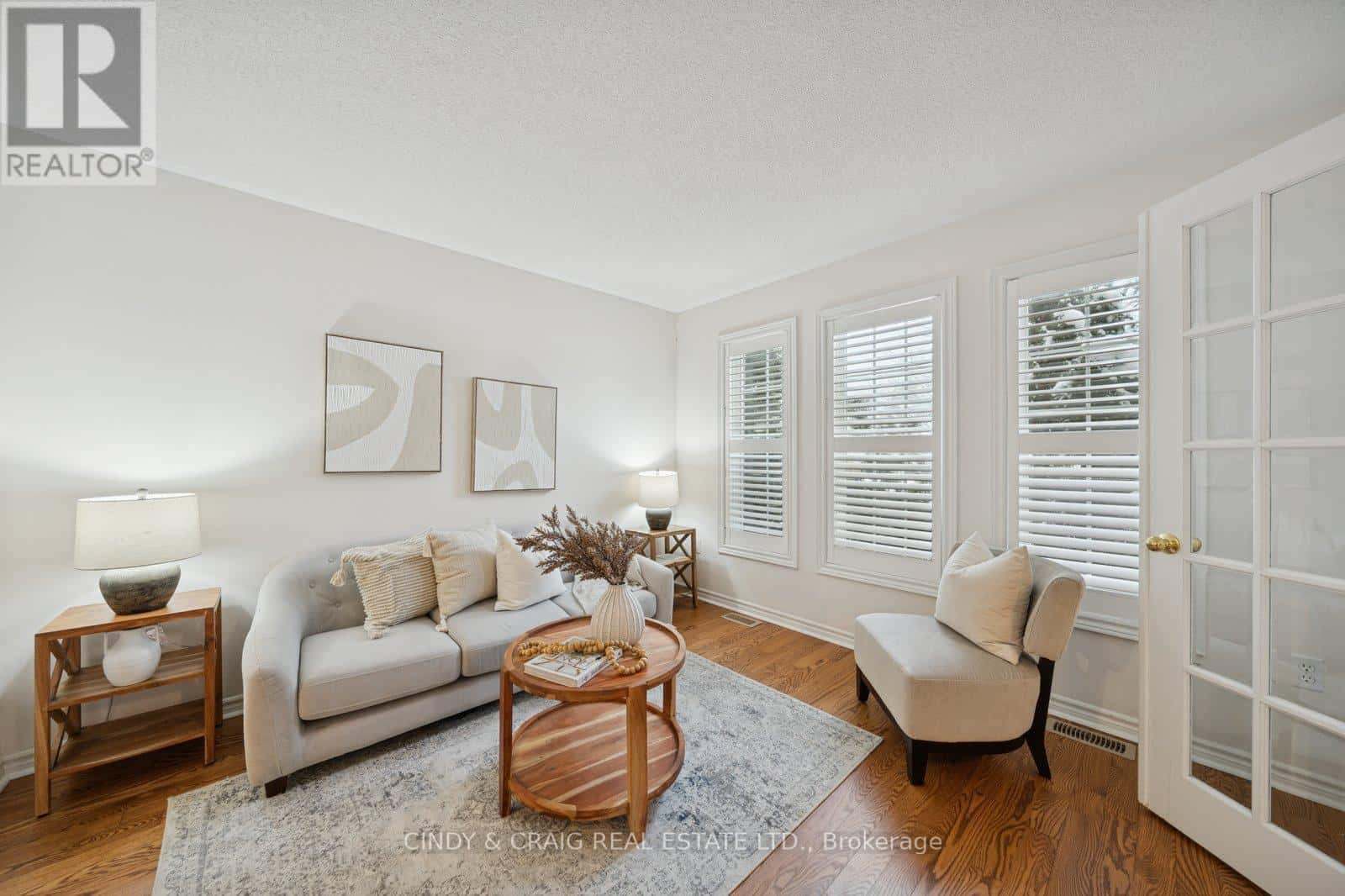 62 FOXHUNT TRAIL — Clarington (Courtice), Ontario - Photo 4 of 14