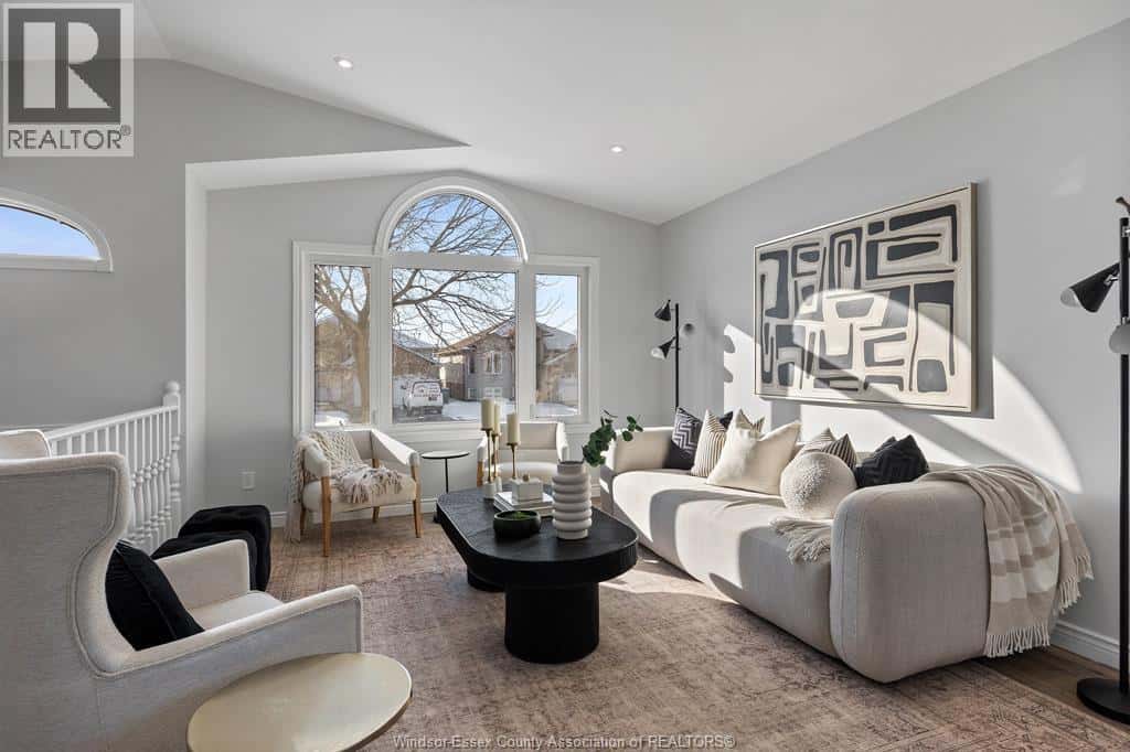 2978 CONSERVATION DRIVE — Windsor, Ontario - Photo 4 of 30