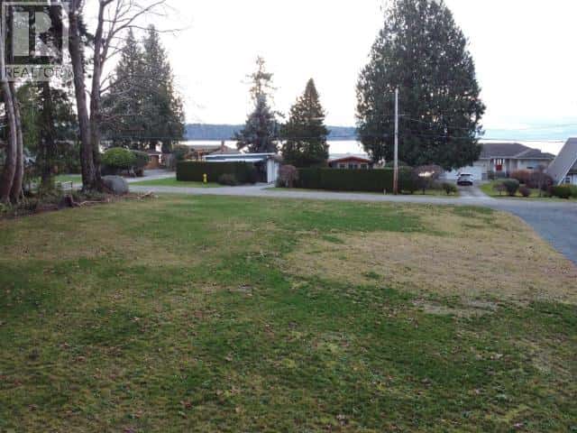 6900 KLAHANIE DRIVE — Powell River, British Columbia - Photo 3 of 6