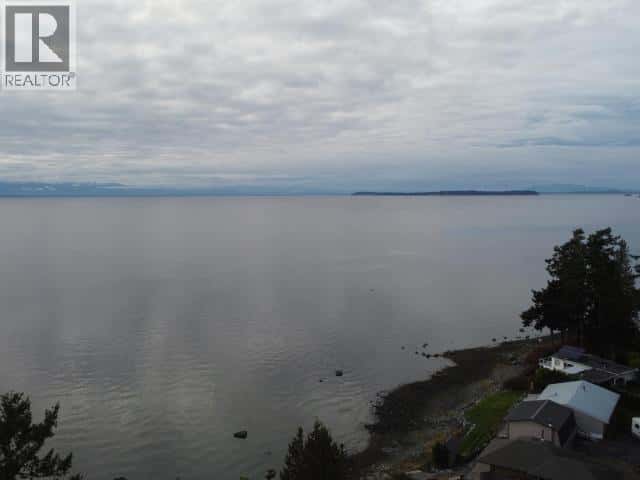 6900 KLAHANIE DRIVE — Powell River, British Columbia - Photo 5 of 6