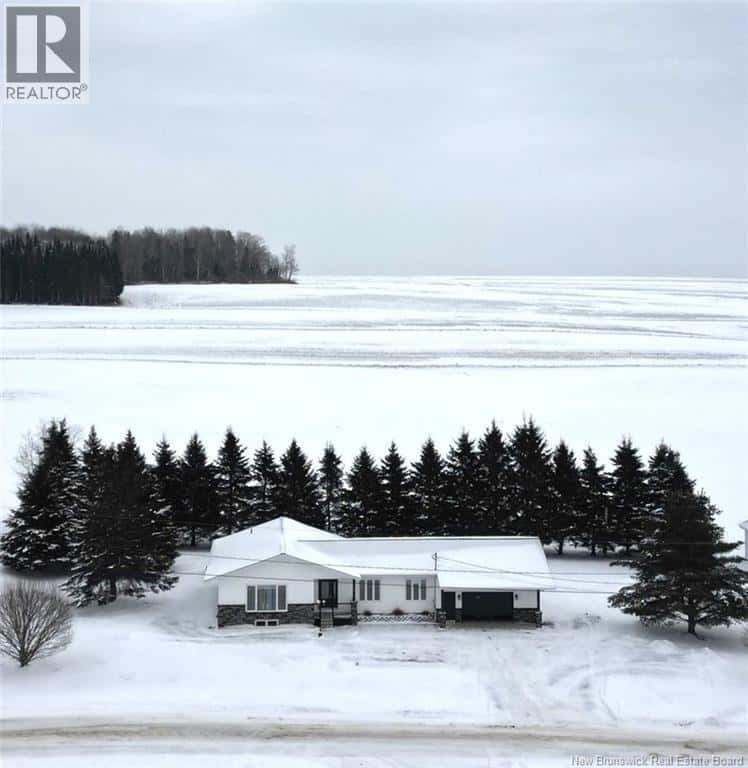 19 5th Ave — Saint-André, New Brunswick - Photo 4 of 49