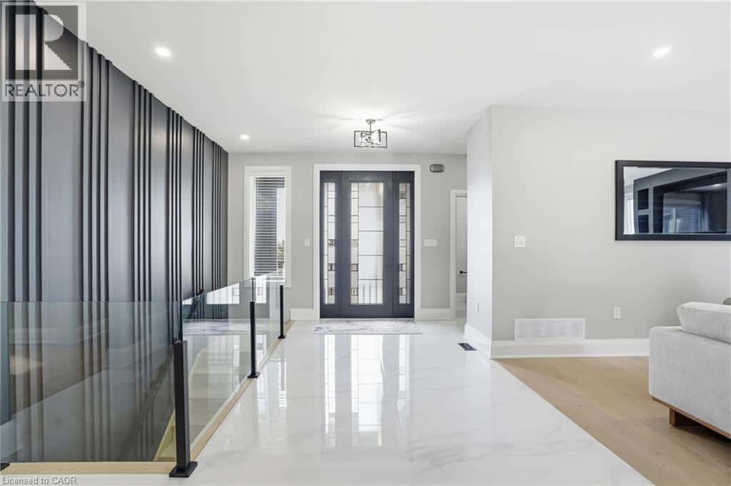 21 HALDIMAND 66 Road — Haldimand County, Ontario - Photo 4 of 39