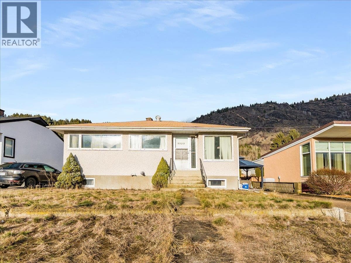 3323 DAHLIA Crescent — Trail, British Columbia - Main photo