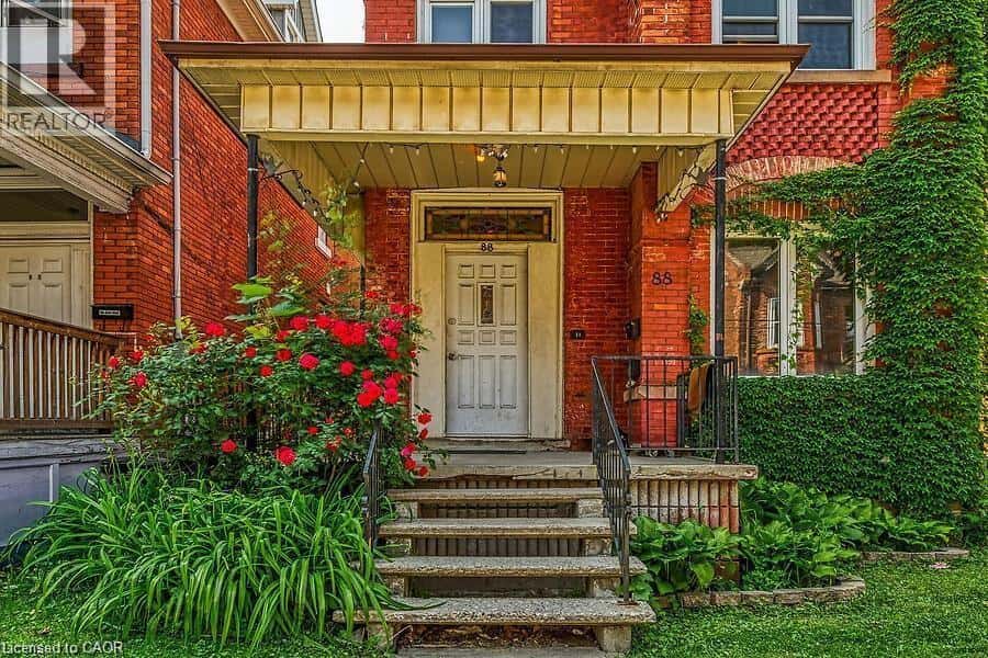 88 GRANT Avenue — Hamilton, Ontario - Photo 3 of 26