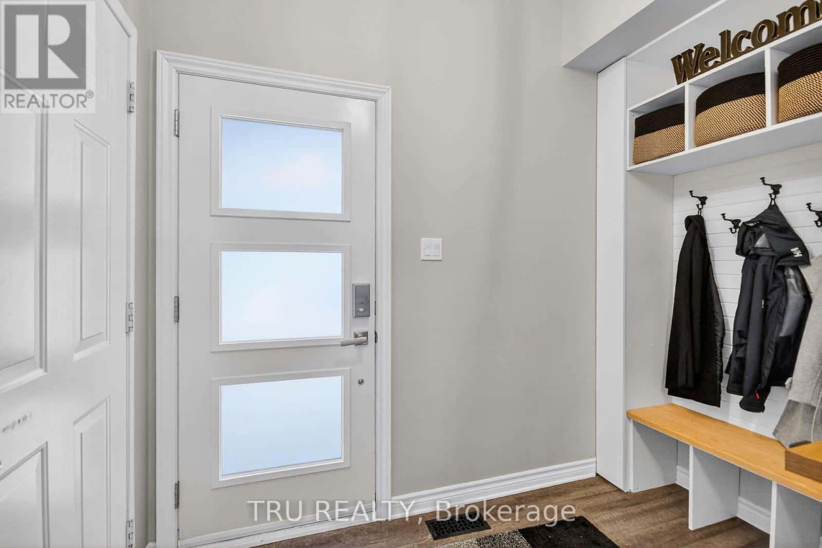 2190 LAVOIE STREET — Ottawa, Ontario - Photo 4 of 34