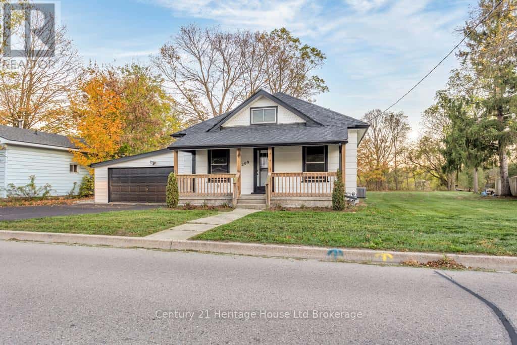 209 VICTORIA STREET — Ingersoll (Ingersoll - North), Ontario - Photo 3 of 37