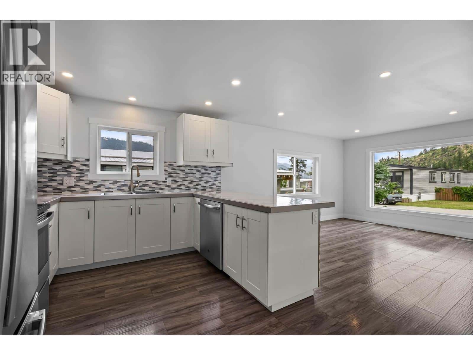 1214 Okanagan Avenue Unit# 32 — Chase, British Columbia - Photo 4 of 23