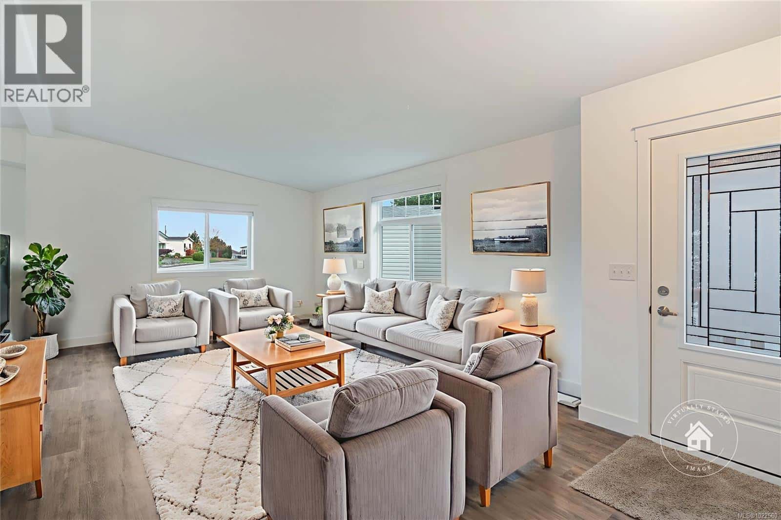 27 2301 Arbot Rd — Nanaimo, British Columbia - Photo 4 of 44