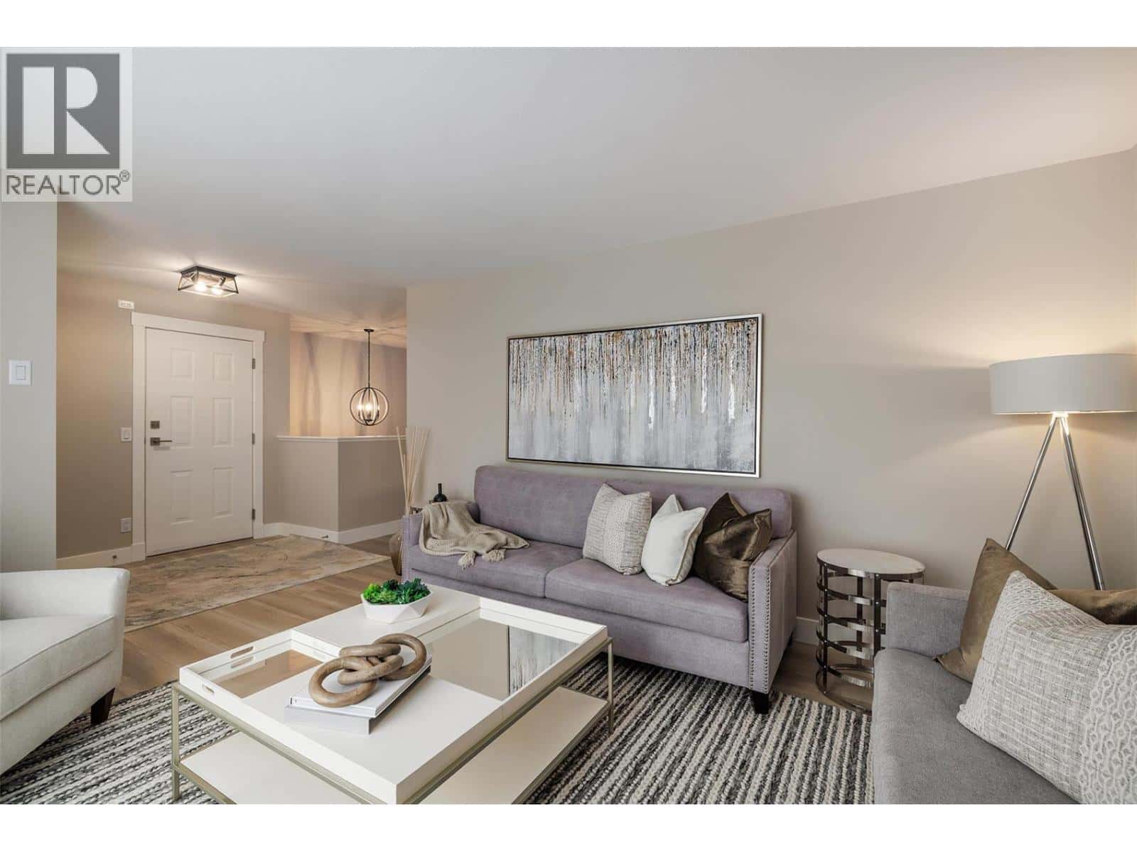 1009 Hudson Road — West Kelowna, British Columbia - Photo 3 of 28