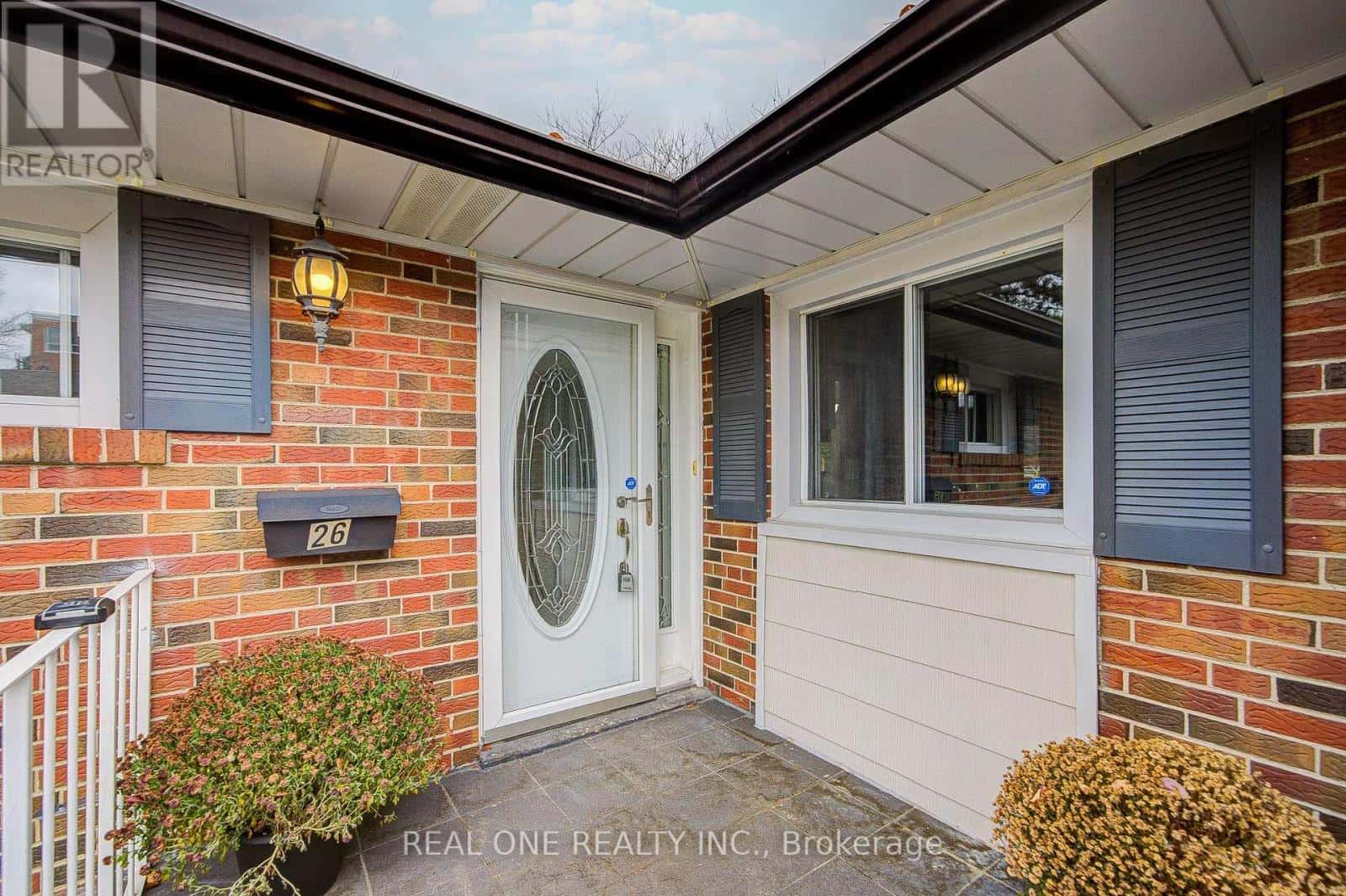 26 ELVASTON DRIVE — Toronto (Victoria Village), Ontario - Photo 5 of 37