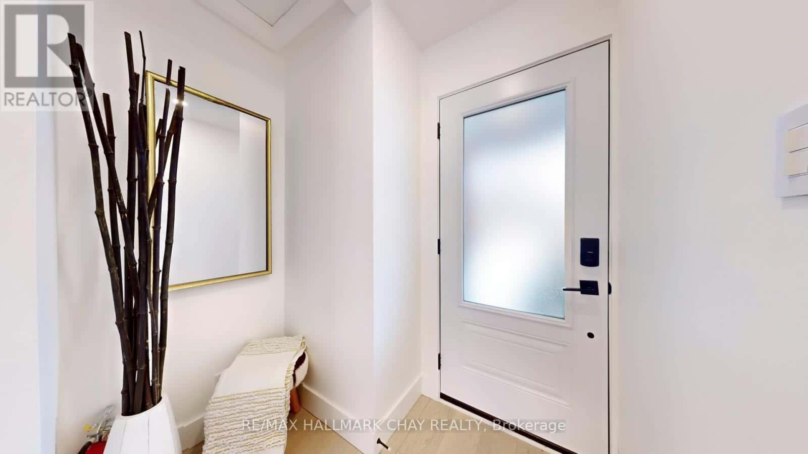 3 DAVIDSON ROAD — Aurora (Aurora Highlands), Ontario - Photo 4 of 41