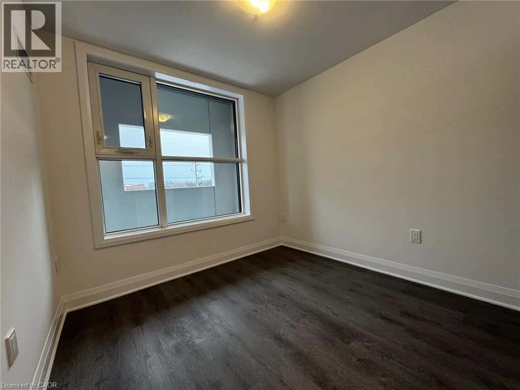 1936 RYMAL Road E Unit# 209 — Hamilton, Ontario - Photo 5 of 9