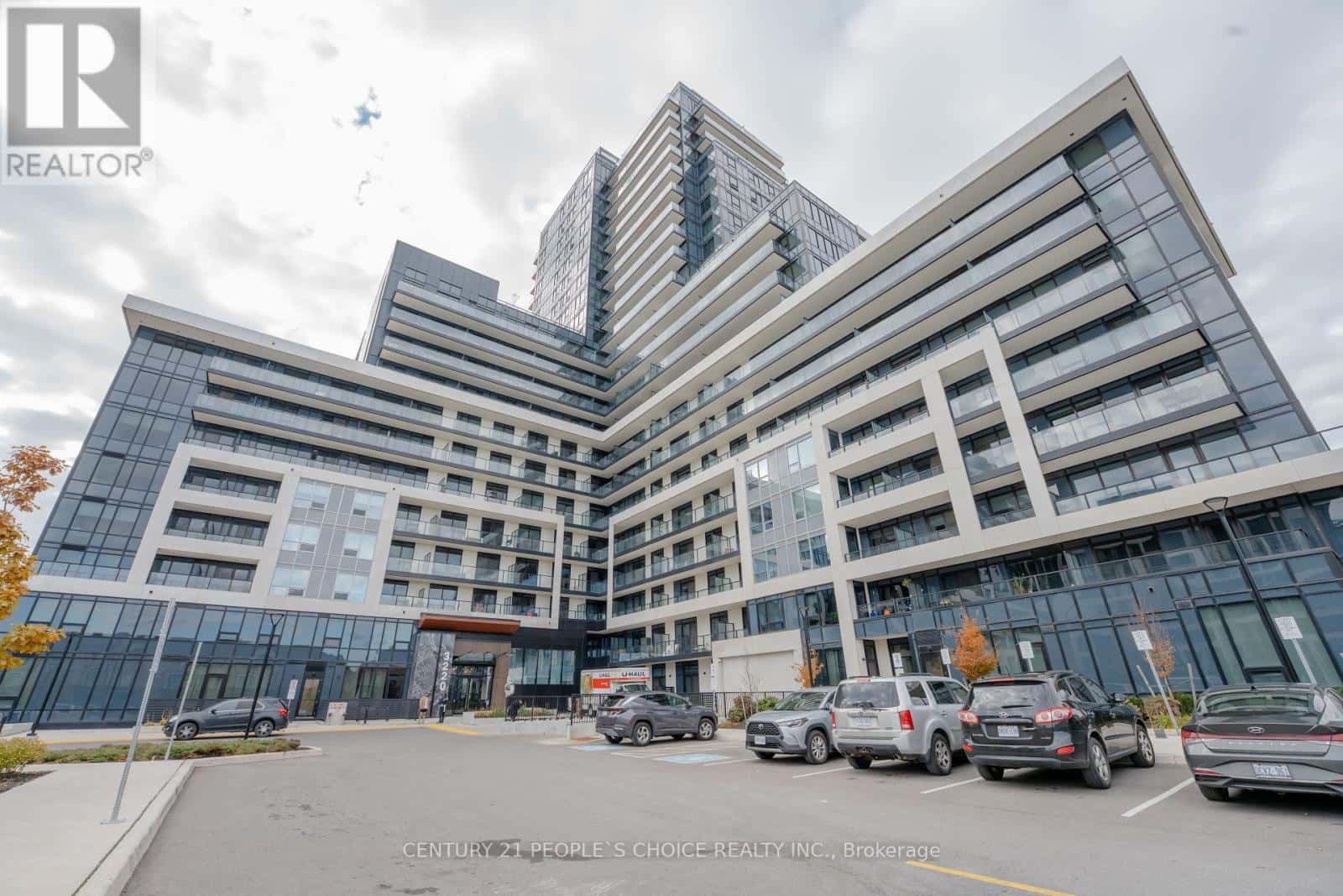 1703 - 3220 WILLIAM COLTSON AVENUE N — Oakville (JM Joshua Meadows), Ontario - Photo 2 of 30