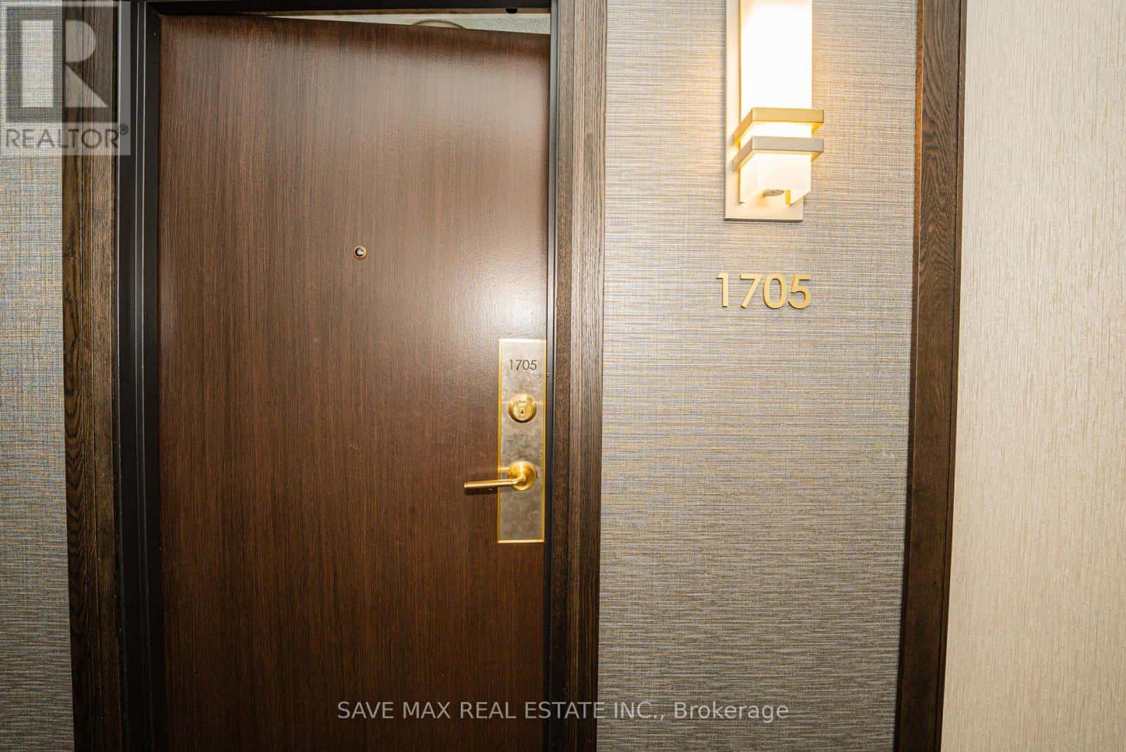 1705 - 4205 SHIPP DRIVE — Mississauga (City Centre), Ontario - Photo 5 of 26