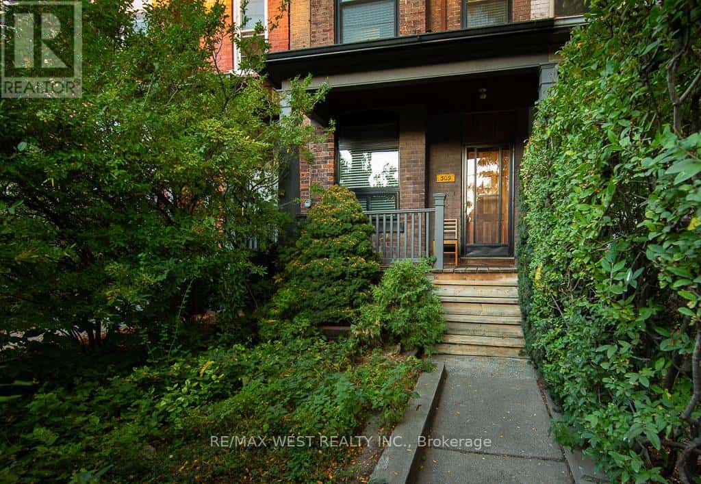 509 PERTH AVENUE — Toronto (Weston-Pellam Park), Ontario - Photo 2 of 24