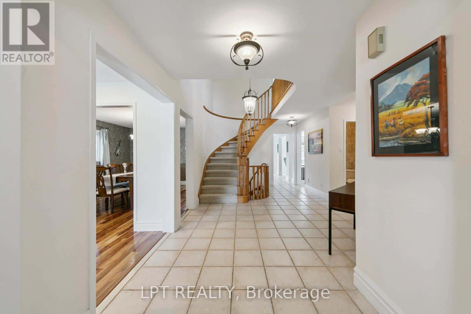 1823 THE CHASE — Mississauga (Central Erin Mills), Ontario - Photo 2 of 39