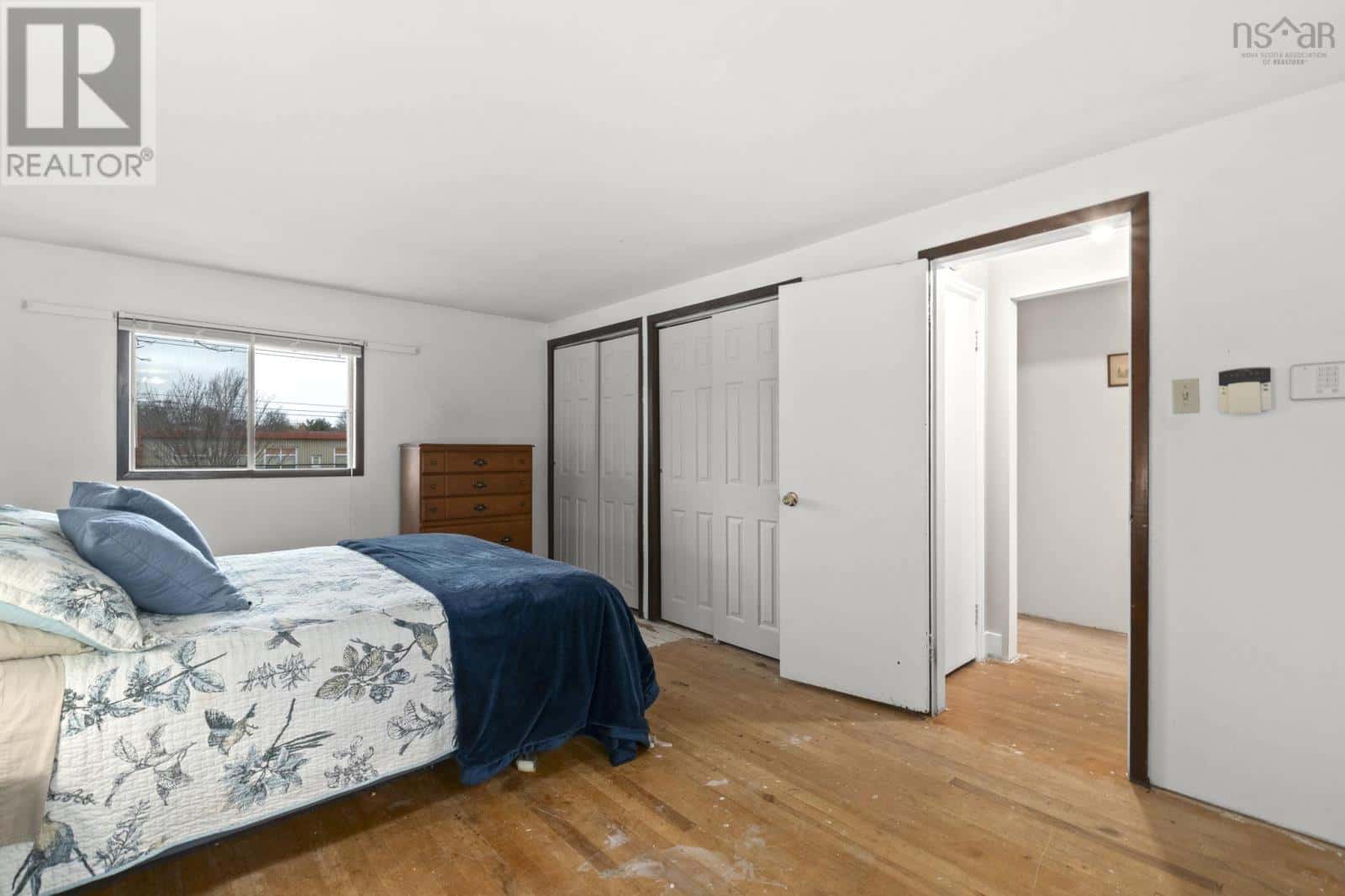 54 Sunnybrae Avenue — Halifax, Nova Scotia - Photo 3 of 47