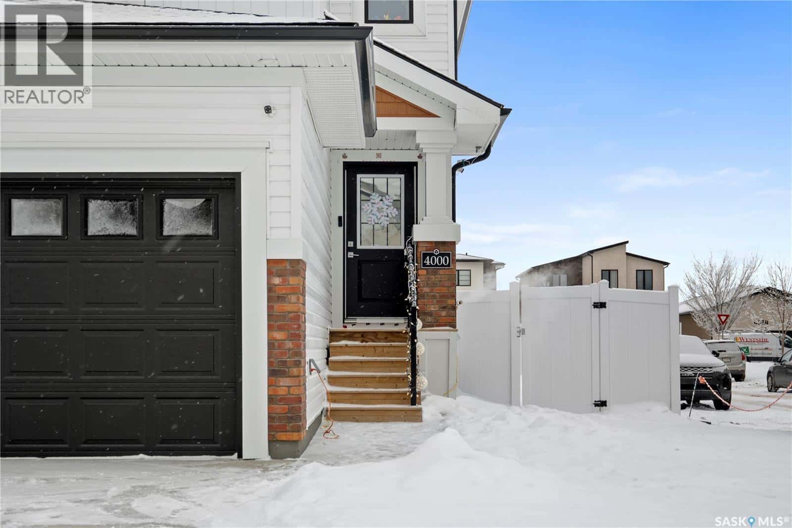 4000 Waterer STREET — Regina, Saskatchewan - Photo 4 of 38