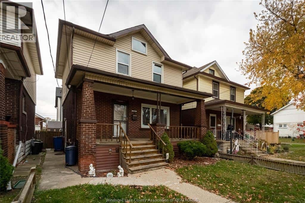 1161 Elm — Windsor, Ontario - Photo 2 of 25
