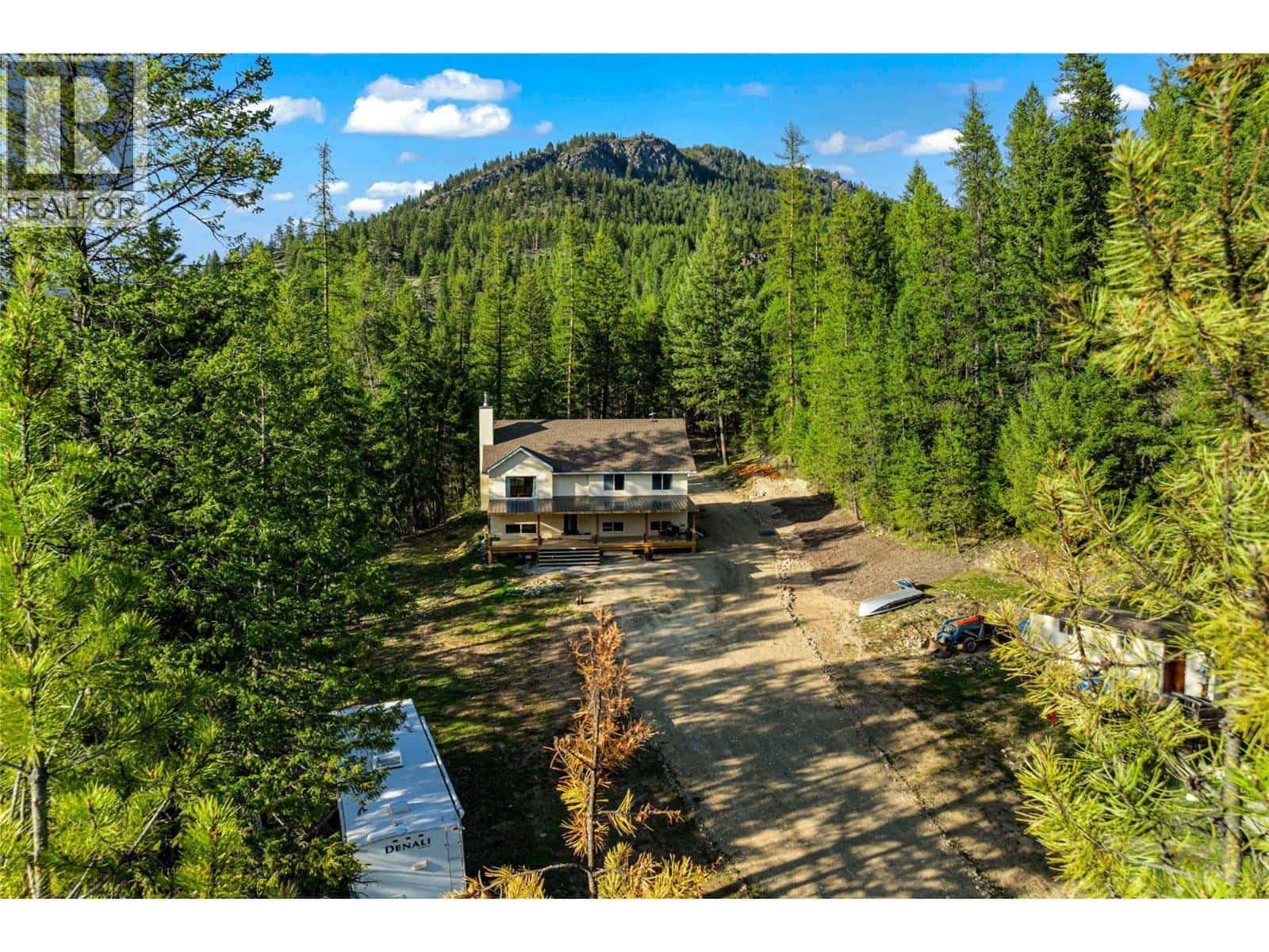 4350 Highway 33 — Beaverdell, British Columbia - Photo 5 of 31