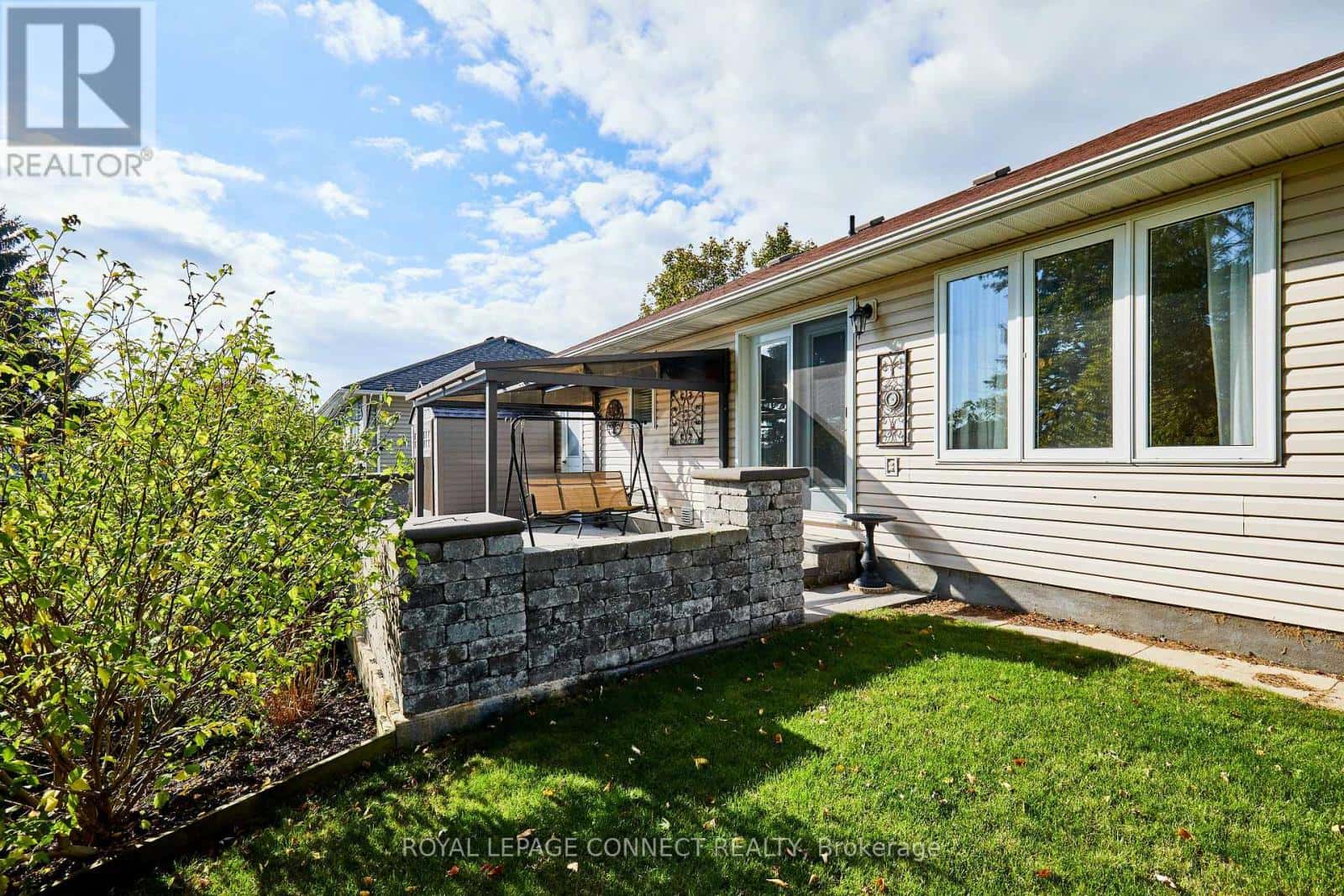 91A WILMOT TRAIL E — Clarington (Bowmanville), Ontario - Photo 5 of 34