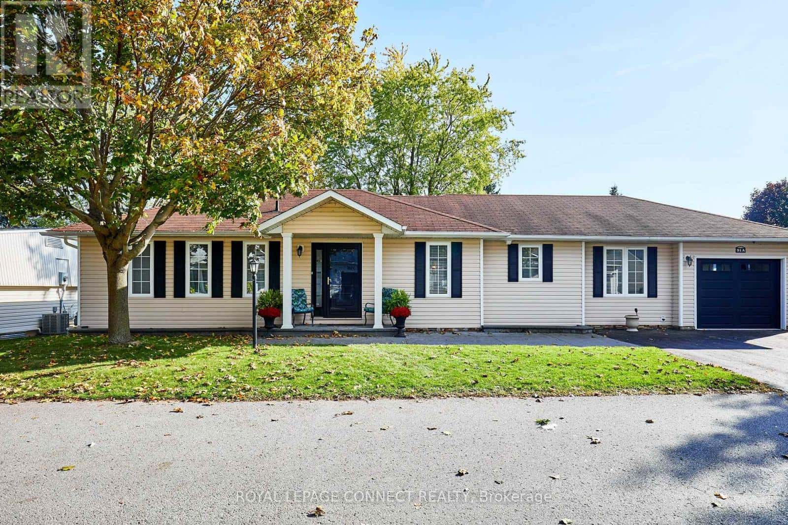 91A WILMOT TRAIL E — Clarington (Bowmanville), Ontario - Photo 2 of 34