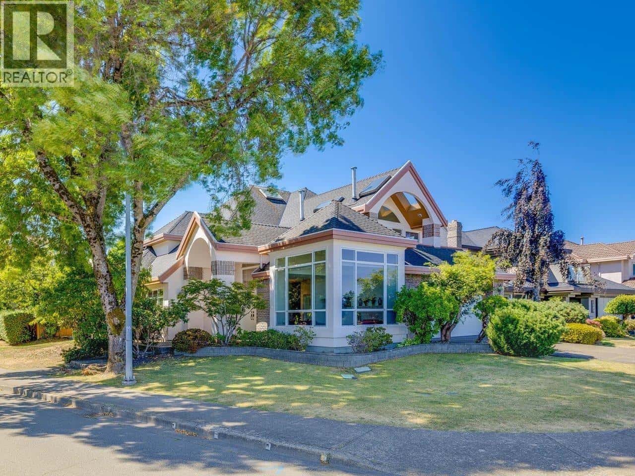 3340 RIVER ROAD — Richmond, British Columbia - Photo 5 of 32