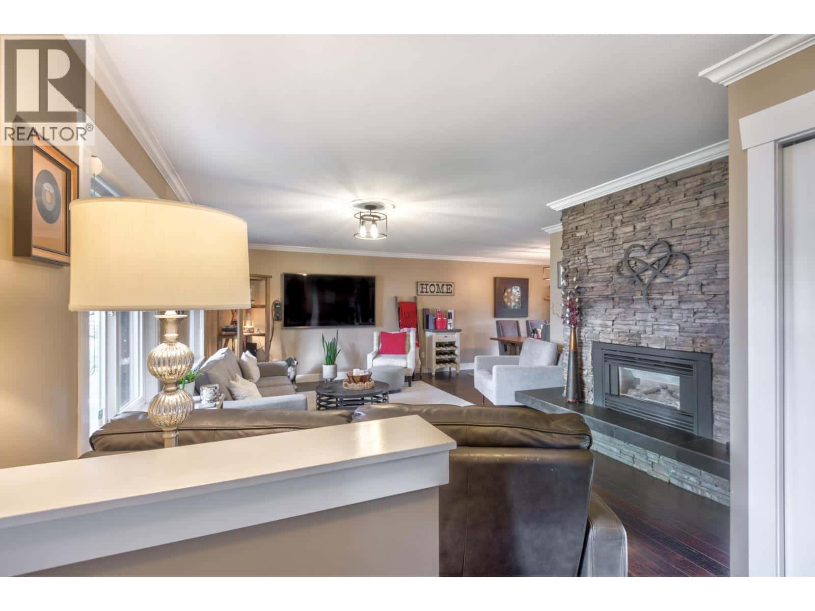 22787 REID AVENUE — Maple Ridge, British Columbia - Photo 5 of 28