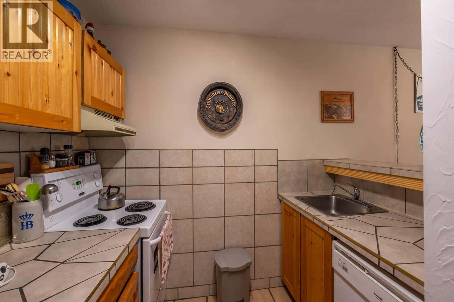 1191 Apex Mountain Road Unit# 305 — Apex Mountain, British Columbia - Photo 5 of 21