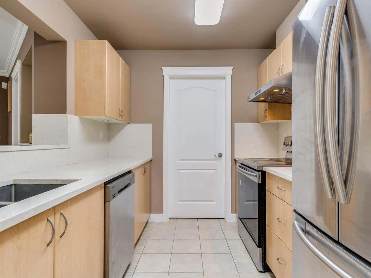 306 15220 GUILDFORD DRIVE — Surrey, British Columbia - Photo 4 of 21