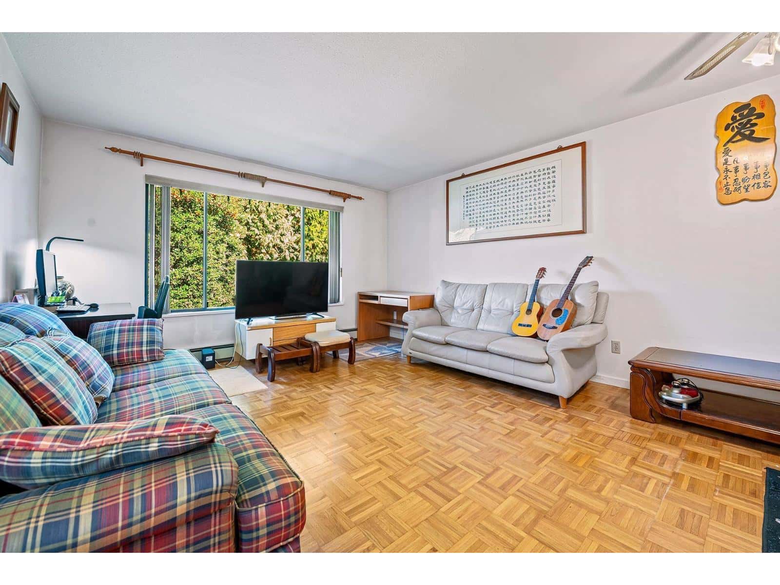 15728 99A AVENUE — Surrey, British Columbia - Photo 5 of 26