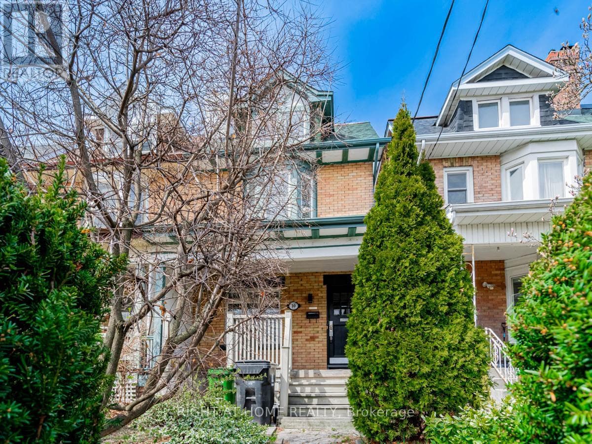 10 ST ANNES ROAD — Toronto (Little Portugal), Ontario - Main photo