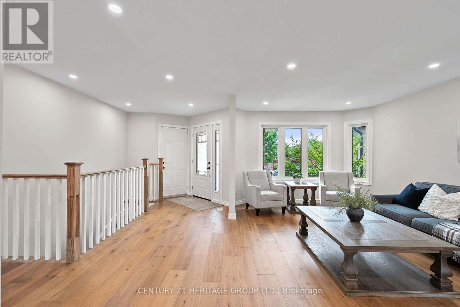 31 FOX RUN LANE — Bradford West Gwillimbury (Bradford), Ontario - Photo 5 of 37