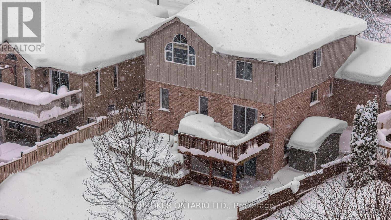 3173 BASS LAKE SIDE ROAD E — Orillia, Ontario - Photo 2 of 34