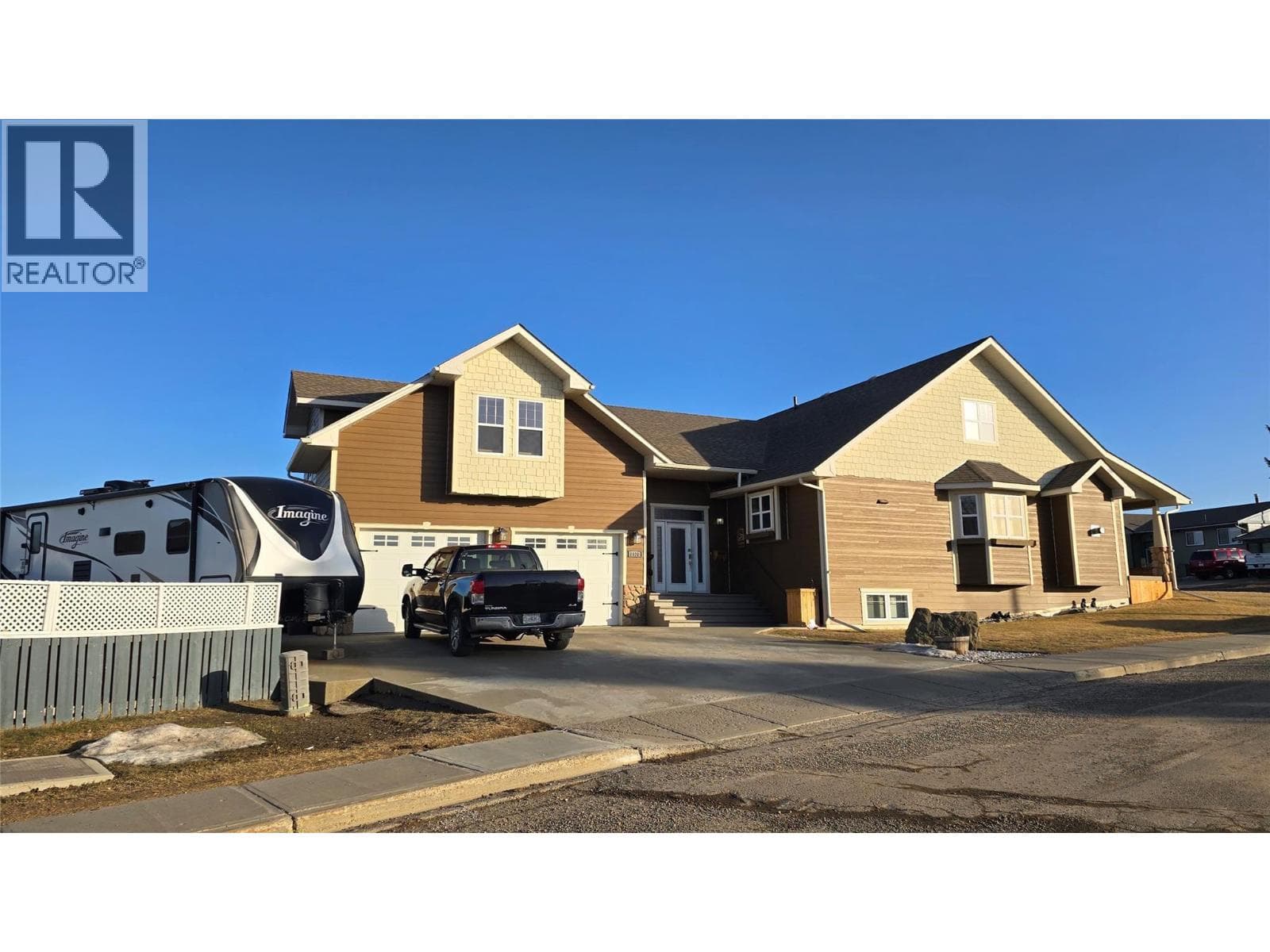 1820 110 Avenue — Dawson Creek, British Columbia - Main photo