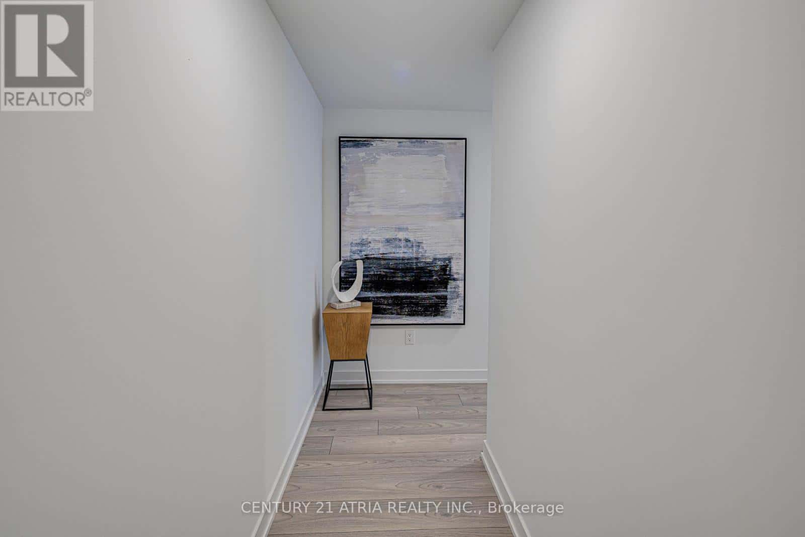 2706 - 252 CHURCH STREET — Toronto (Church-Yonge Corridor), Ontario - Photo 2 of 25