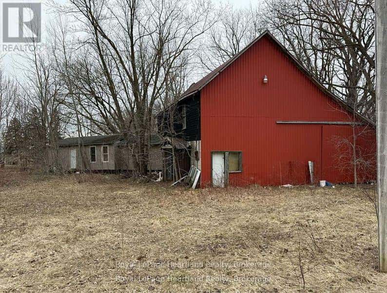 42842 WINTHROP ROAD — Huron East (McKillop), Ontario - Photo 2 of 4