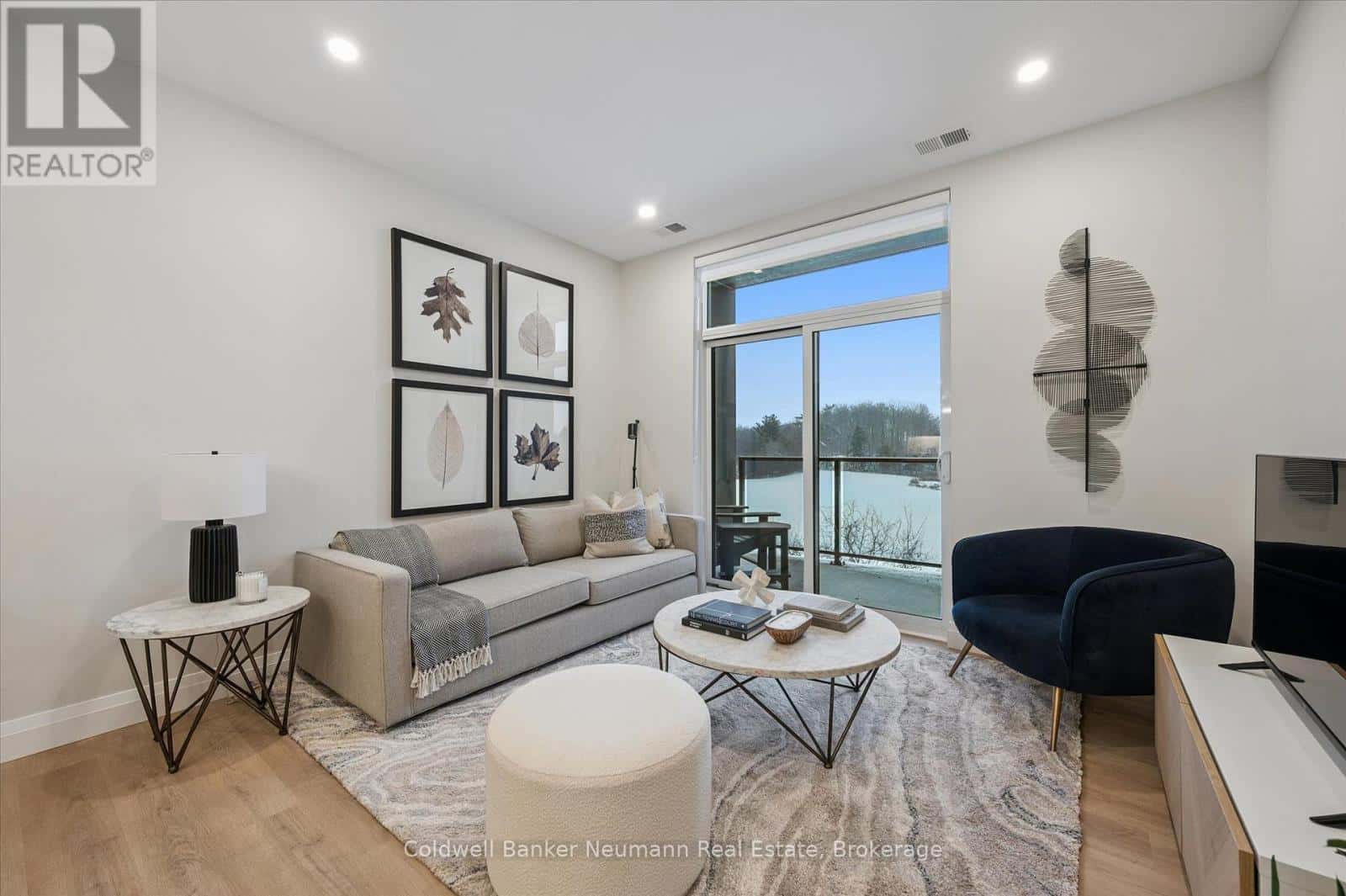 318 - 1882 GORDON STREET — Guelph (Pineridge/Westminster Woods), Ontario - Photo 5 of 34