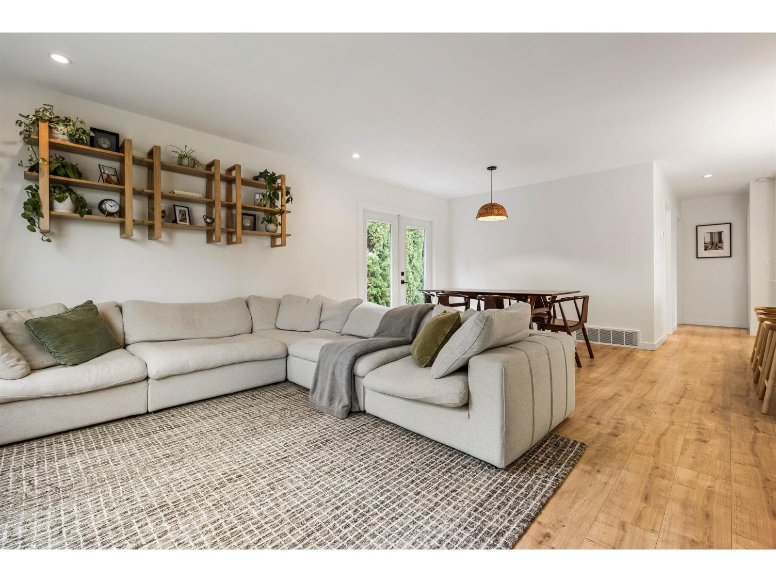 9046 BROADWAY STREET, Chilliwack Proper South — Chilliwack, British Columbia - Main photo