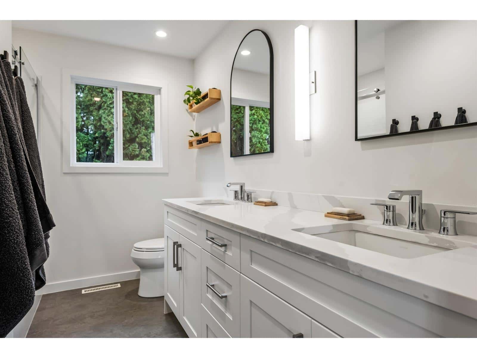 9046 BROADWAY STREET, Chilliwack Proper South — Chilliwack, British Columbia - Photo 4 of 39