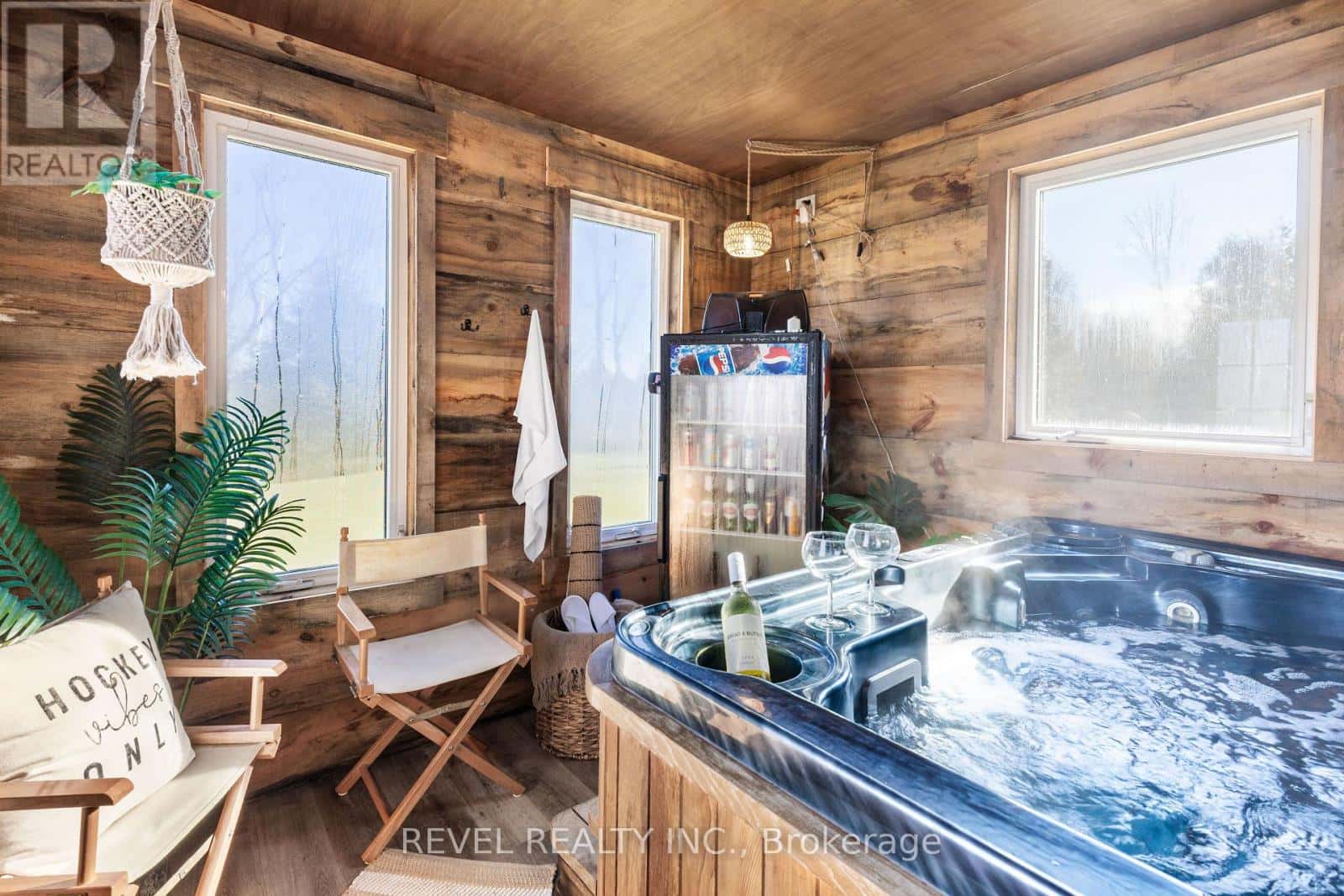 1578 STURGEON ROAD — Kawartha Lakes (Verulam), Ontario - Photo 4 of 33