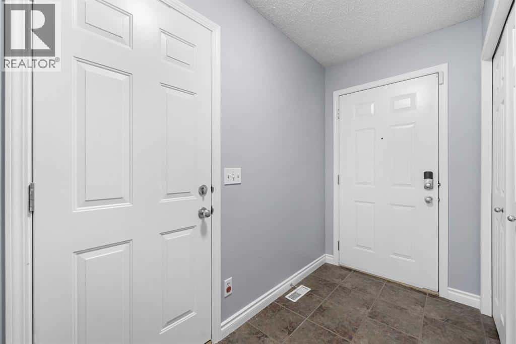 118 Copperfield Lane SE — Calgary - Photo 3 of 48