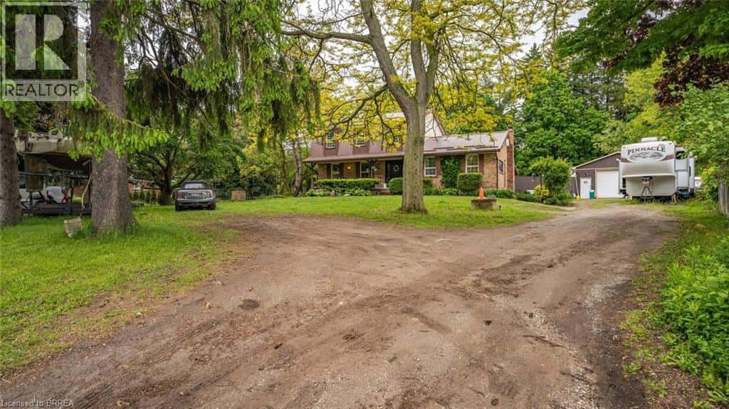 279 COCKSHUTT Road — Brantford, Ontario - Photo 3 of 40