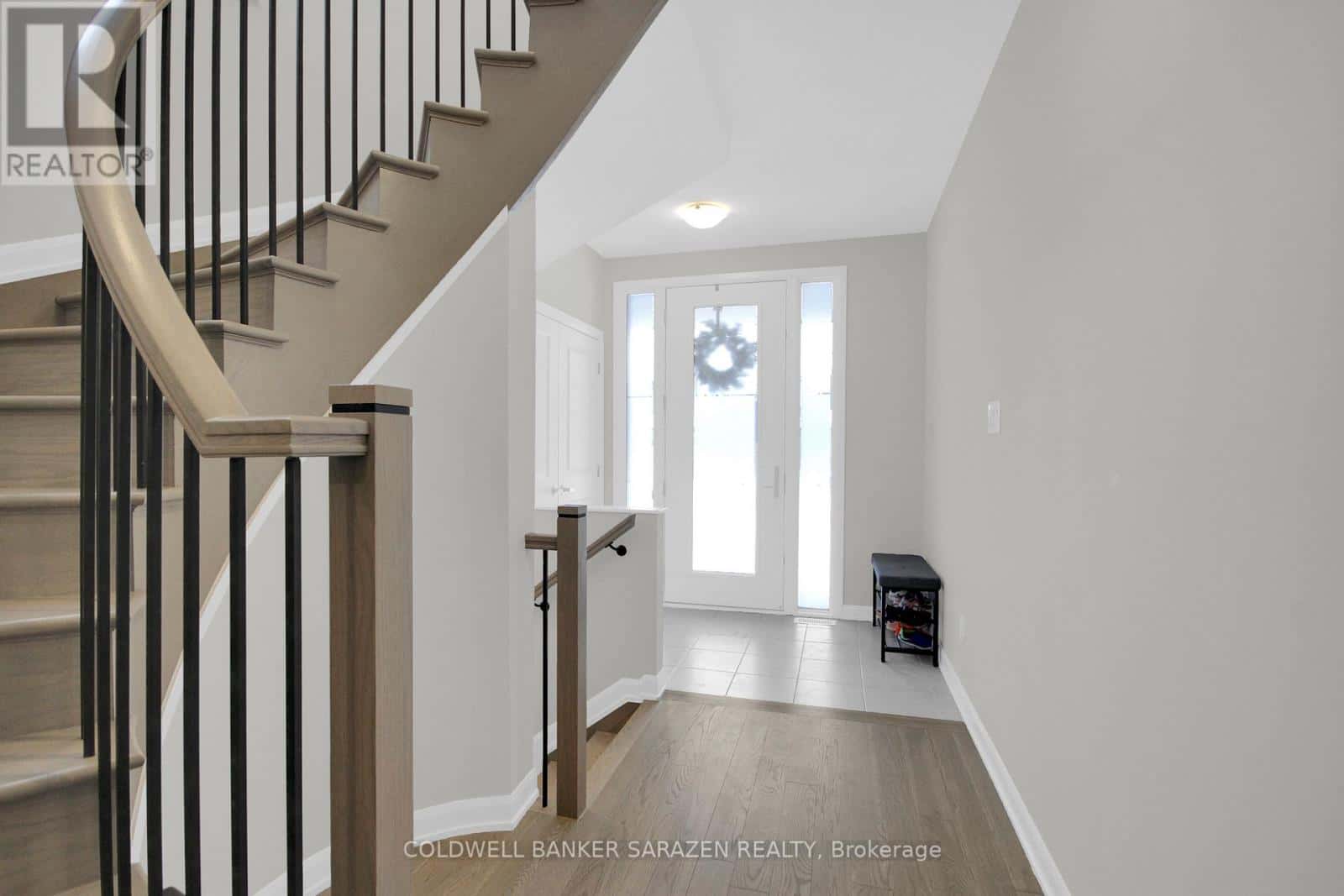 600 RIBBON STREET — Ottawa, Ontario - Photo 4 of 50