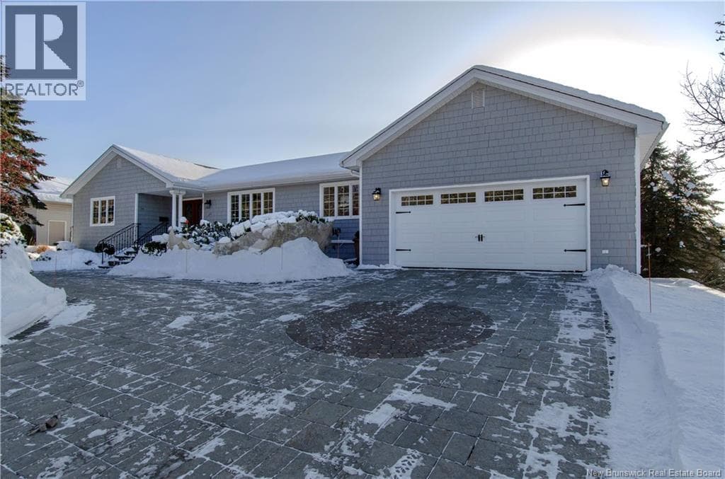 26 CROWN HILL Crescent — Saint John, New Brunswick - Main photo