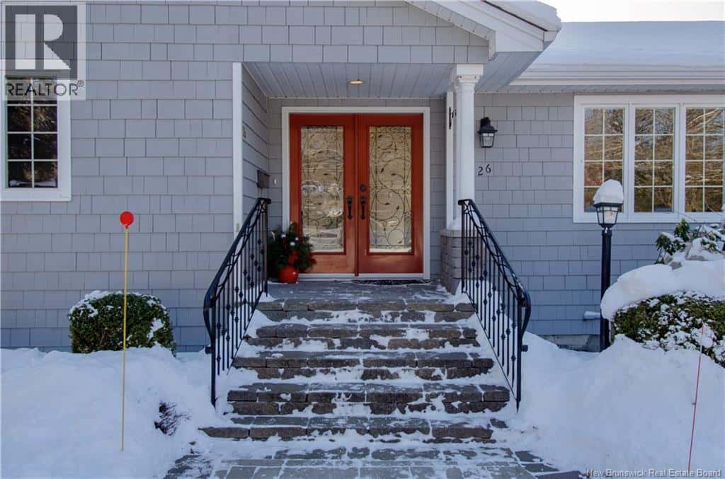 26 CROWN HILL Crescent — Saint John, New Brunswick - Photo 3 of 50