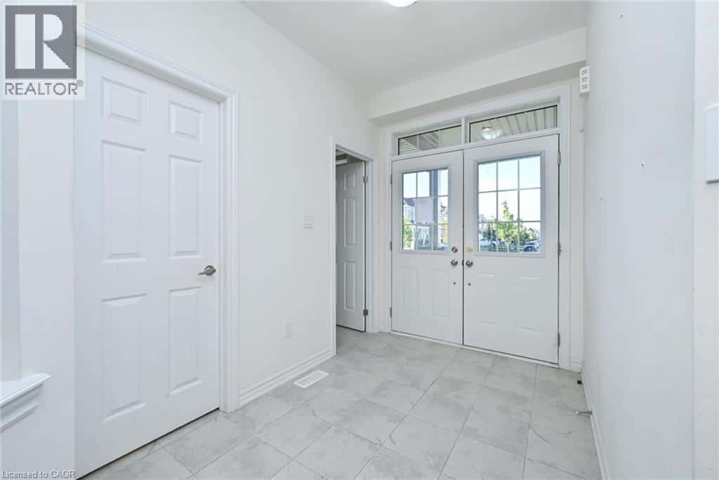 620 MCMULLEN Street — Shelburne, Ontario - Photo 3 of 31