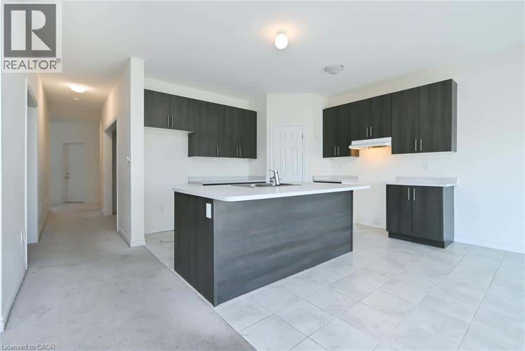 620 MCMULLEN Street — Shelburne, Ontario - Photo 5 of 31