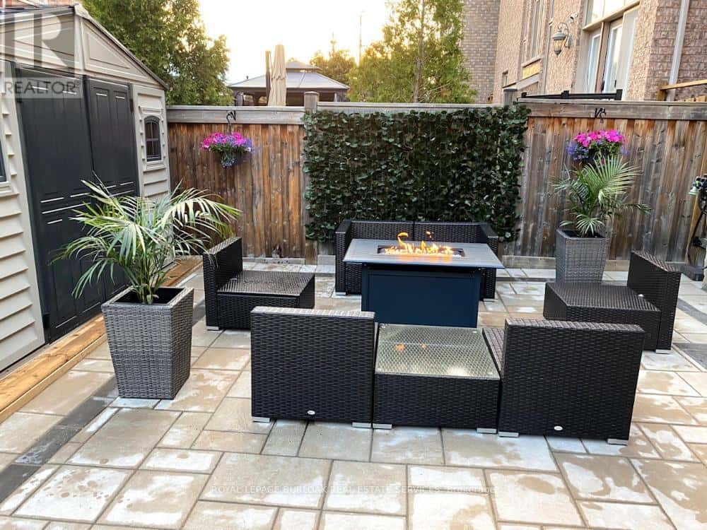 3322 STONEWARE ROAD — Burlington (Alton), Ontario - Photo 4 of 39