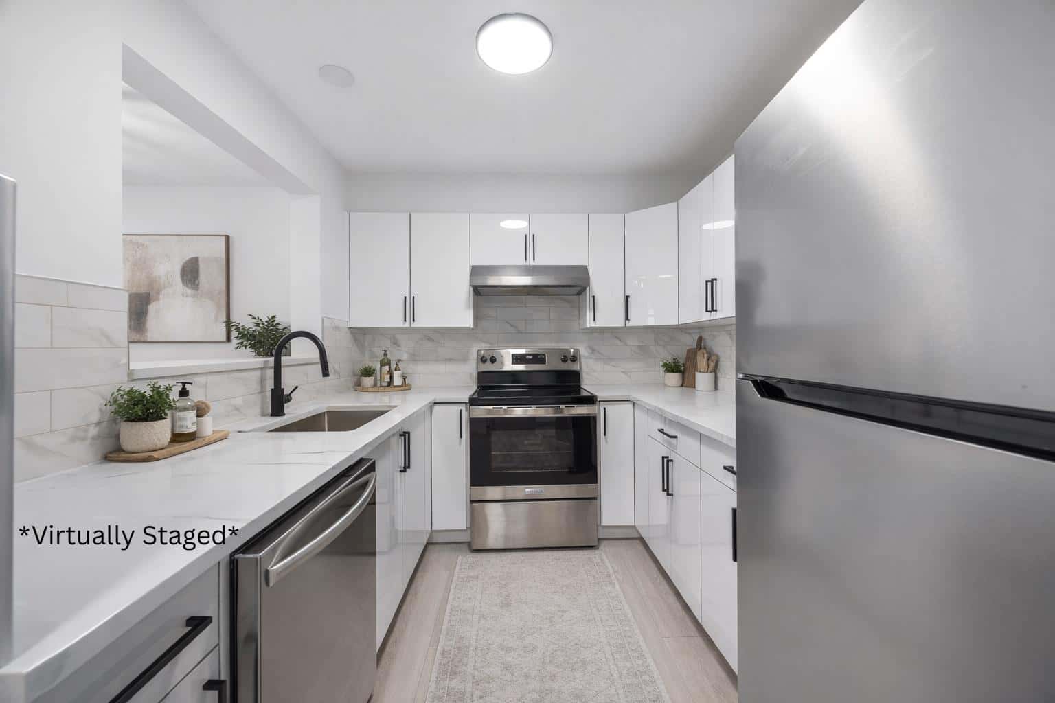 218 15268 105 AVENUE — Surrey, British Columbia - Photo 5 of 31